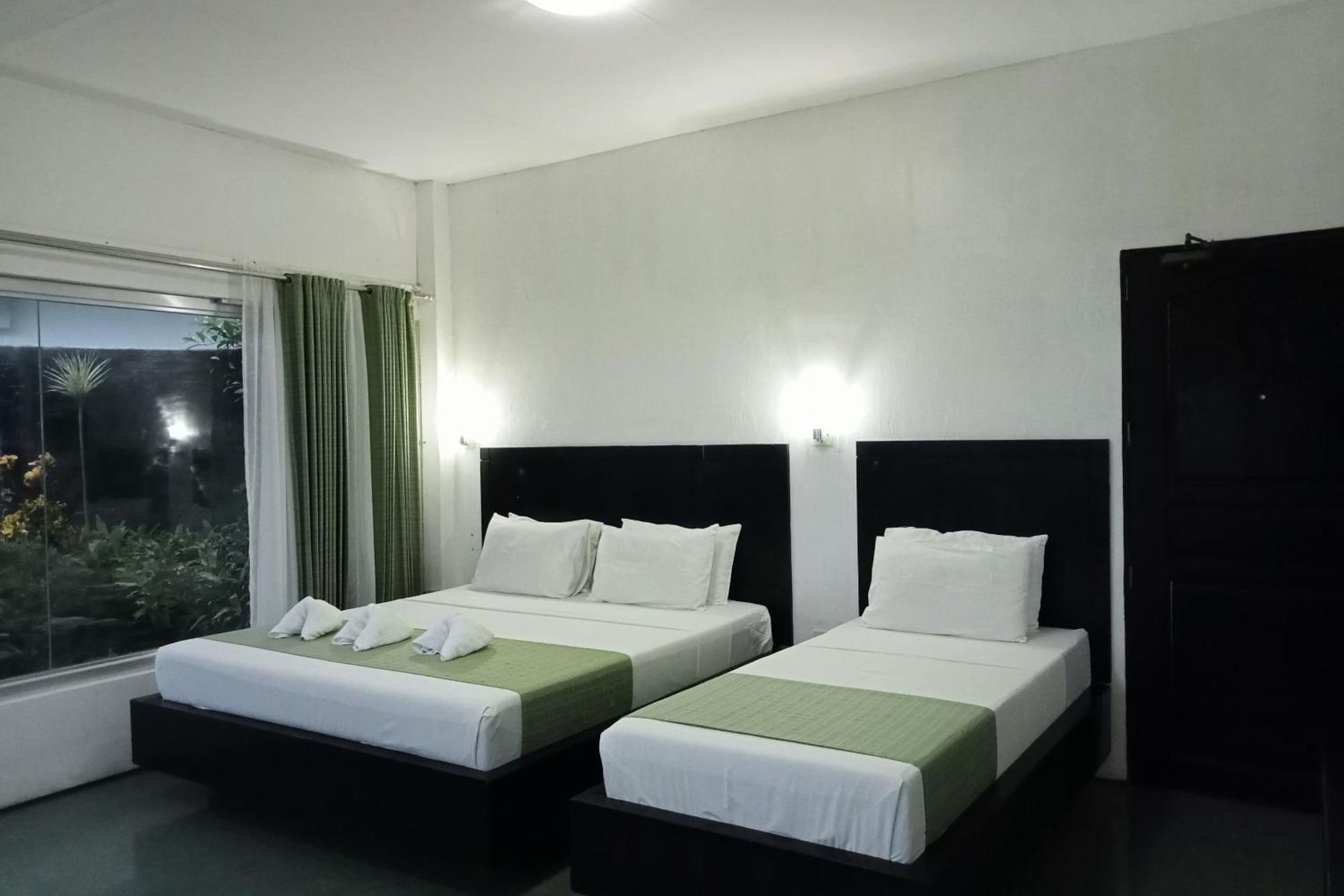 Garin Farm Pilgrimage Resort Powered By Cocotel San Joaquin Bilik gambar