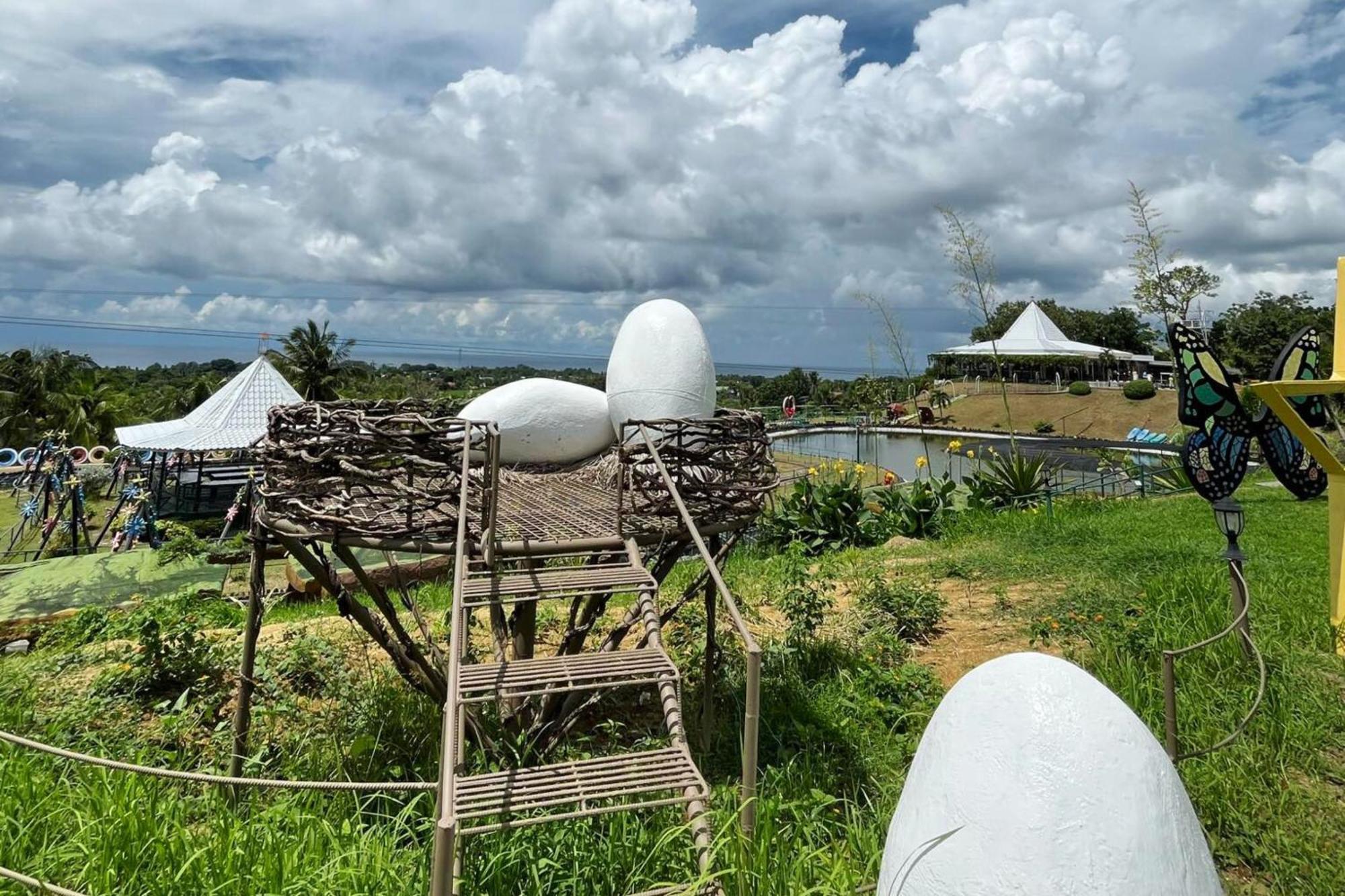Garin Farm Pilgrimage Resort Powered By Cocotel San Joaquin Luaran gambar