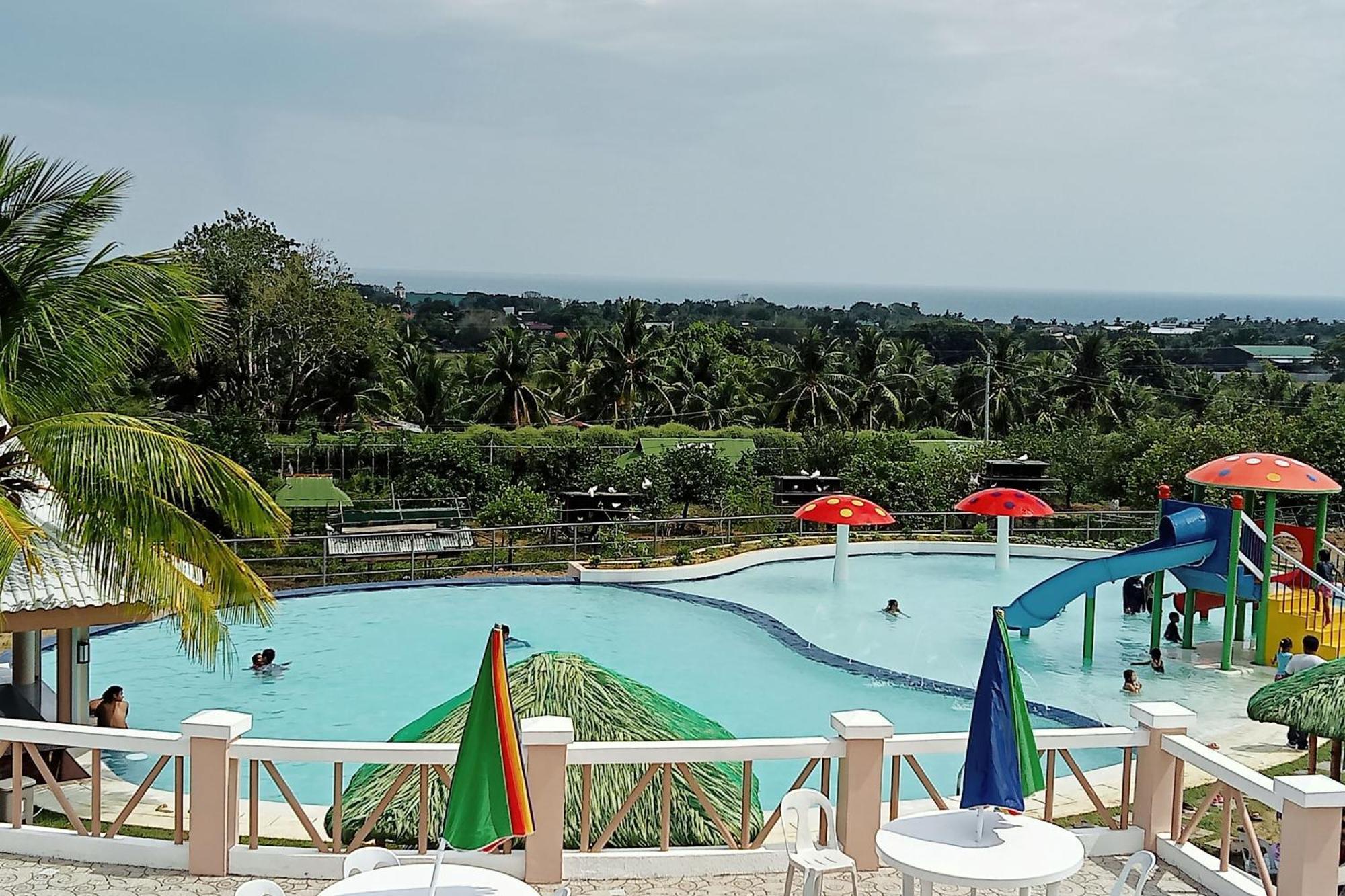 Garin Farm Pilgrimage Resort Powered By Cocotel San Joaquin Luaran gambar